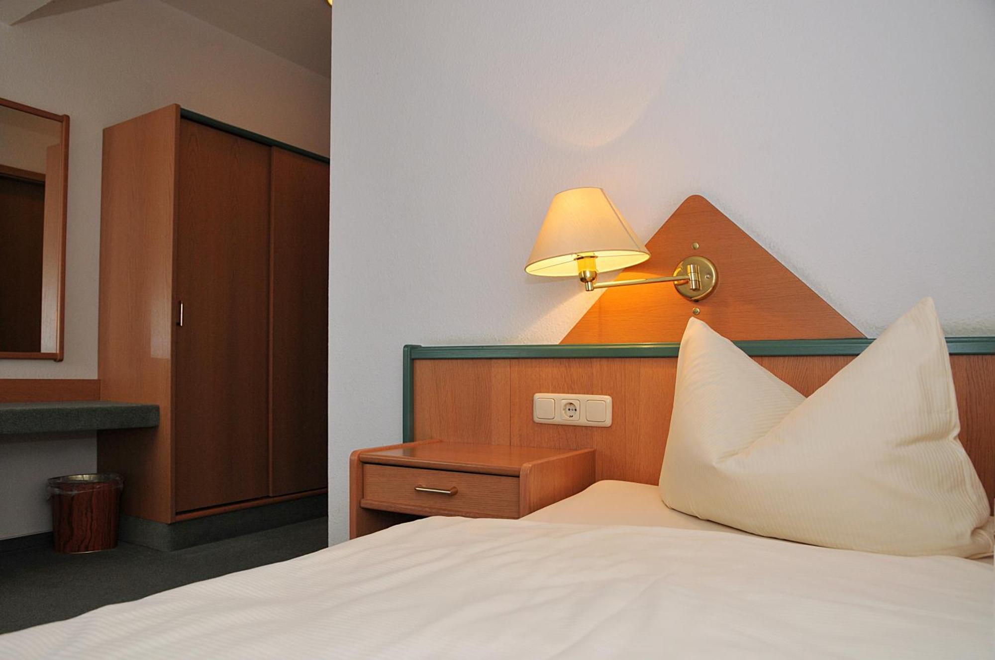Hotel Friesen Werdau المظهر الخارجي الصورة