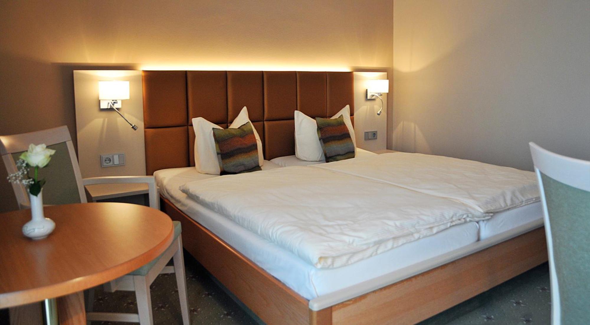 Hotel Friesen Werdau المظهر الخارجي الصورة