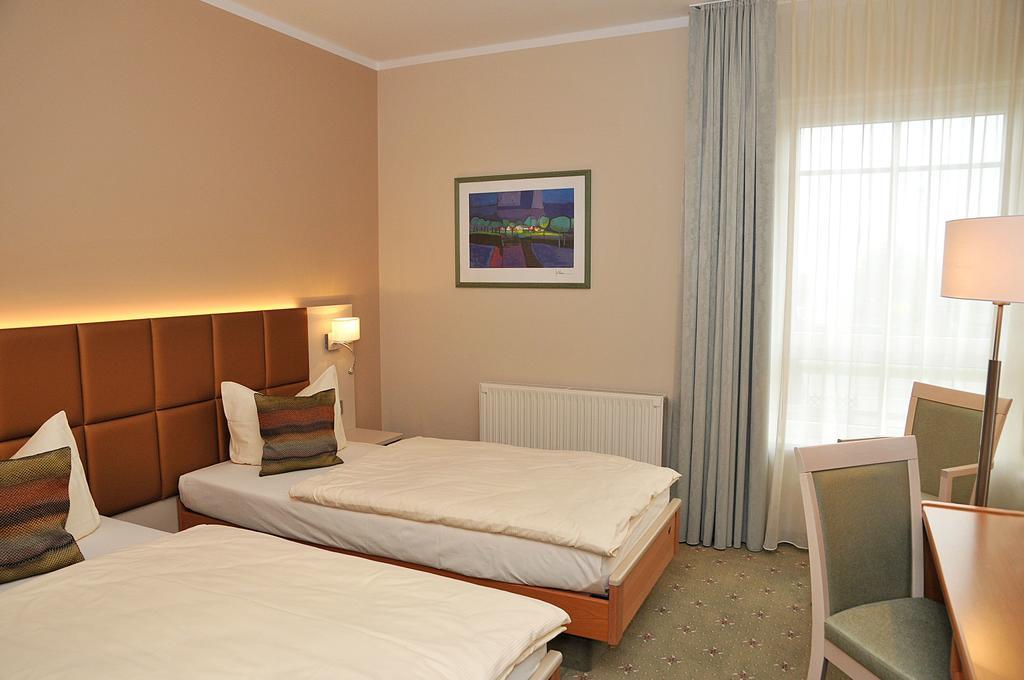 Hotel Friesen Werdau المظهر الخارجي الصورة